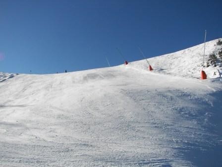 Kanonenrohr - perfekt!! griffig, keine Steine - und endlich fahren alle, die da nicht runter sollten über die Fam.abfahrt