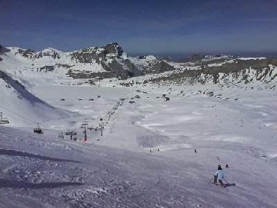 Bei der Bergstation der Sesselbahn Erzegg.