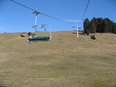 Sesselbahn Falera- Curnius: Ein schöner Frühlingstag