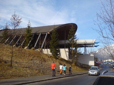 Gut, ich park nicht direkt drunter....