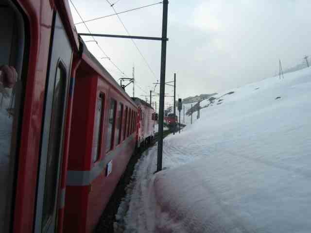 14 Zugkreuzung am Nätschen.jpg