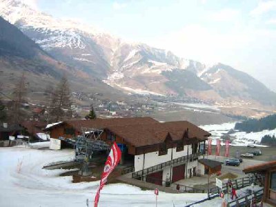 23 Sedrun mit Sesselbahn inzwischen Außer Betrieb.jpg