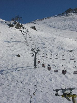 Schöne schwarze Piste am Greppon Blanc mit dazugehöriger 2-SB