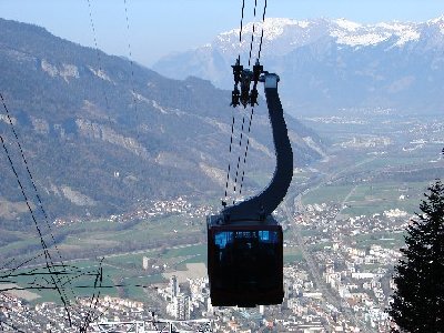 Pendelbahn Chur-Känzeli02,März2007.jpg