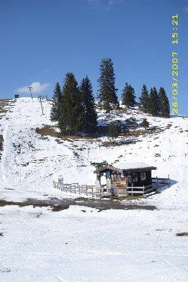Plattenlift - wegen Schneemangel außer Betrieb (Südhang)