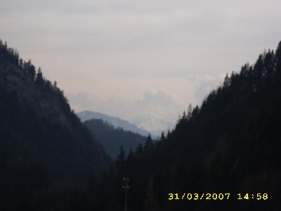 Täusch ich mich, oder ist das die Salve?