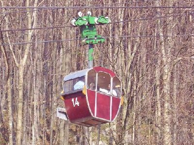 Auf einmal kommt eine einzige Gondel daher ...