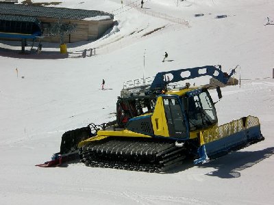 k-pistenrqaupen von corviglia 013.jpg