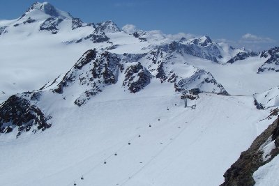 Bergstaion EUB Tiefenbachbahn von Aussichtsplatform Schwarze Schneid.