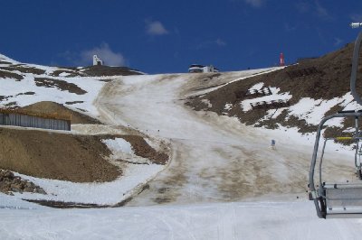 Verbindungspiste(23) an Seekoglbahn. Links Baustelle der neuen Beschneiungsanlage.