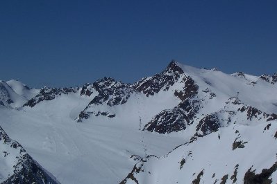 Blick ins Nachbarskigebiet Pitztaler Gletscher