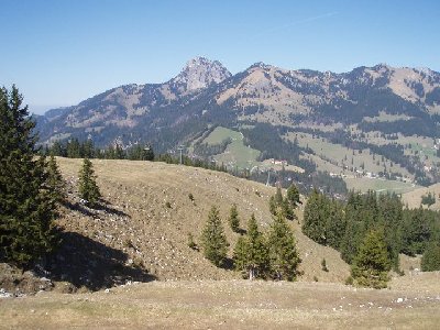 auf diesem Bild kann man auch die Möglickkeit sehen, wie man vom Wendelsteingebiet problemlos ins Sudelfeldgebiet gelangt!!!