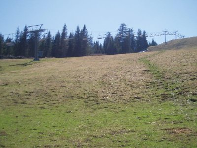untere Pistenverlauf der 4er Sesselbahn