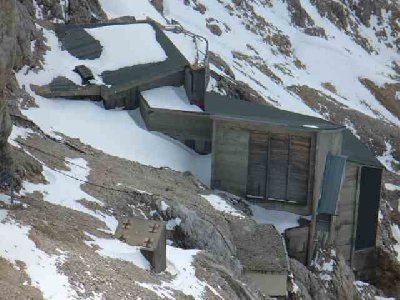 und das war die Mittelstation der Tiroler Zugspitzbahn