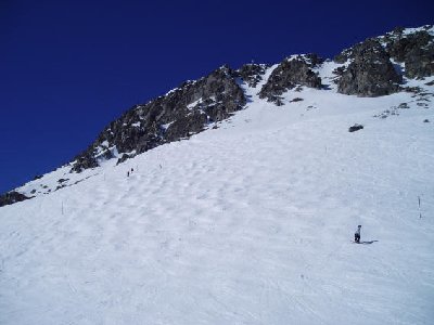 nach dem Skitunnel kommt ein schönes Beulenfeld