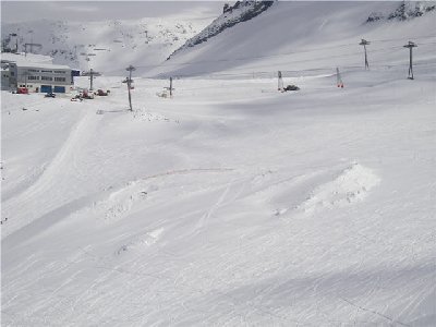 Schneedepot beim Eisgrat?