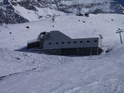Talstation Morenia-Sesselbahn von unten