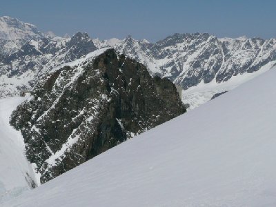 Als echte Schweinerei empfände ich wenn hier ein Turm gebaut würde!