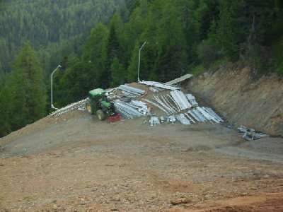 Lagerplatz im mittleren Teil