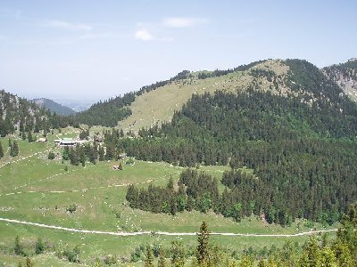 was für ein schöner Hang!! Gott sei Dank bin ich ihn früher öfters gefahren;) mein Bayrischer Lieblingslift!!!