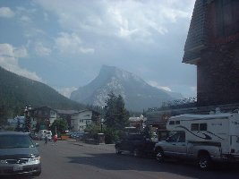 Panorama, was mir erst grad auffällt: schaut euch die Häuser vorne an, da hätt ich hingehn sollen, ich könnt wetten das ist n Haus von deutschen ;)