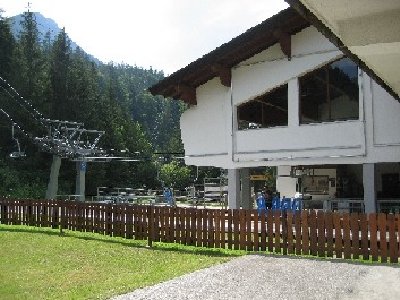 Alter 2er Sessel ist noch in Betrieb