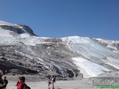 nochmals DER Schocker - der Gletscher im Bereich TFH ist nun fast GANZ WEG :(((