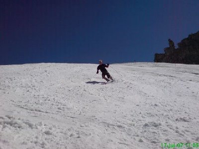 mein Kumpel in Aktion - das Skifahren war so geil...