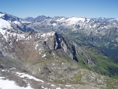 ja, ich habe es oft fotographiert, aber es mußte halt so sein ;)