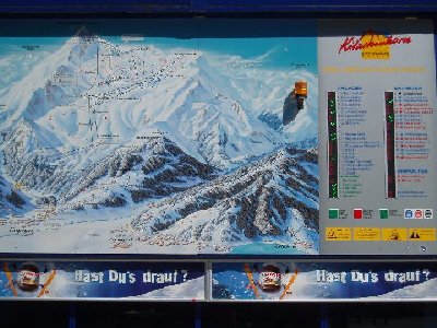 Übersichtstafel an der Talstation des Gletscherjets I