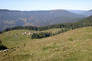 Blick von der Bergstation des SCHL Stari Stani zur Baustelle: