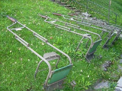 Die Sessel liegen noch rum...