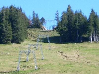 Zoom Bergstation Falkenlift an österr. Grenze