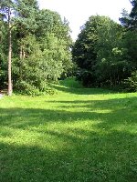 Das hat mich am meisten gewundert, ich hatte nicht erwartet hier eine so schöne Piste vorzufinden. Das Einzige was fehlt ist SCHNEE.