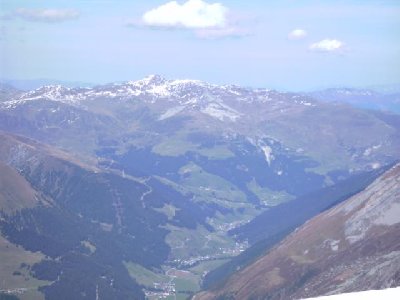 Blick zum Rastkogel mit Schneeresten