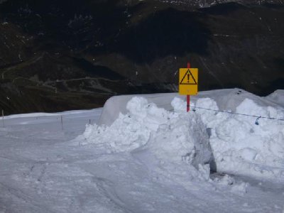 vermatteter Bereich an der Kuppe des TFH-Hangs