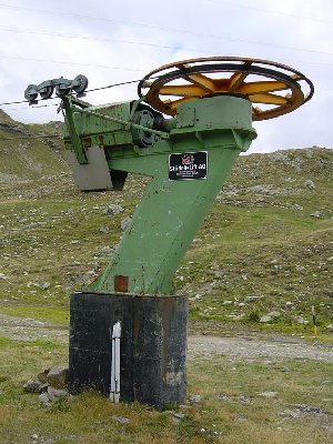 Antriebsstation. Für das schöne Firmenschild bin ich hier leider zu spät gekommen! :-(