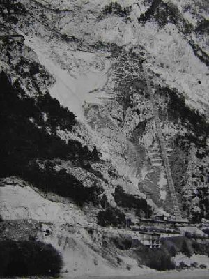 Schrägaufzug für den Bau der Karwendelbahn --Eisenbahnlinie Innsbruck Garmisch