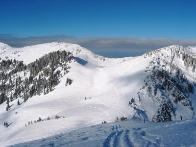Blick vom Rauhkopf hinüber um Tanzeck (ganz rechts), in der Mitte die Traumhänge an der Schnittlauchmoosalm