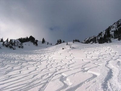 Beim Rückaufstieg zum Tanzeck. Auch hier auf der Ostseite tolle Hänge...