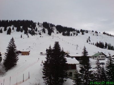 SL Grasgehrenlift I und DSB Bolgengrathbahn von der Talstation des SL Grasgehrenlift III aus gesehen