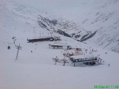 Stationstreff... Von vorne: Top Schermerbahn 3000, Top Wurmkogel I, Top Express
