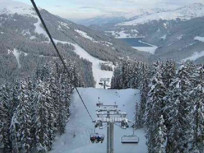 16 Krummbachbahn und Fussalmpiste  mit Stausee Durlassboden.jpg