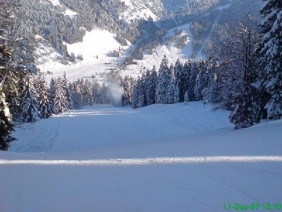 eine Piste für sich ganz alleine... = RACE-CARVING vom Feinsten :-)