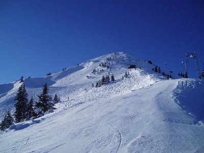 Dem Grünten-Gipfel immer näher. Wer nicht in den Tiefschnee will: hier aussteigen