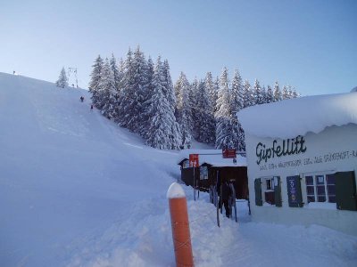 Und weiter ging es in der 3er Liftkette, dem Gipfellift