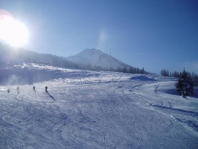 ein Blick rüber zum Grünten-Gipfel und Wedellift