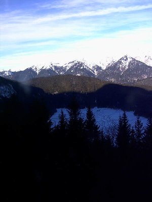 Auffahrt mit der Zahnradbahn: Blick zum Eibsee