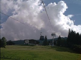 Blick zur Mitelstation