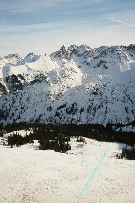 Blick von oben auf die ehem. Wanklift-Trasse. Bin den mal 1990/91 gefahren.